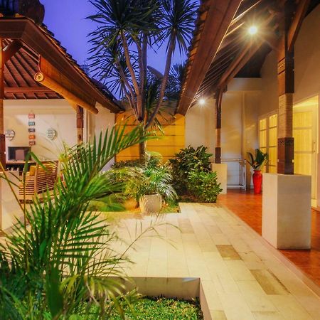 Villa Matahari Seminyak Extérieur photo